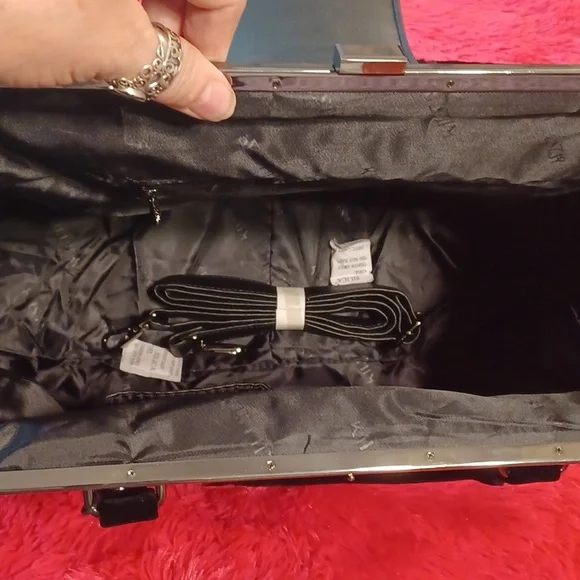 Killstar Monstra Daybag Velvet - Picture 11 of 16